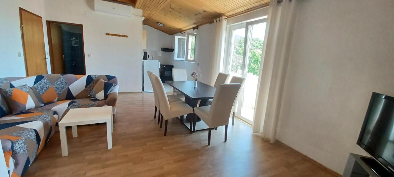 Apartments & Rooms Mila Banjol Ngoại thất bức ảnh