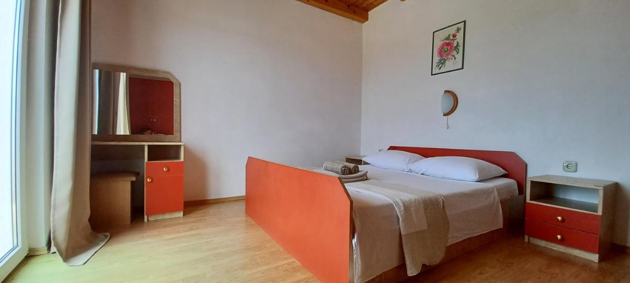 Apartments & Rooms Mila Banjol Ngoại thất bức ảnh