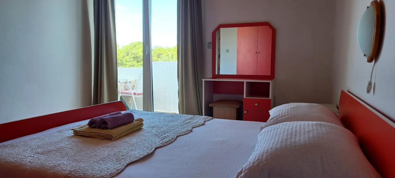 Apartments & Rooms Mila Banjol Ngoại thất bức ảnh