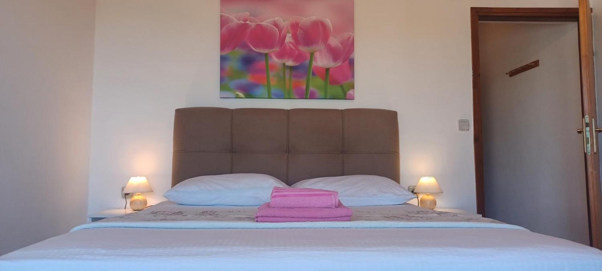 Apartments & Rooms Mila Banjol Ngoại thất bức ảnh
